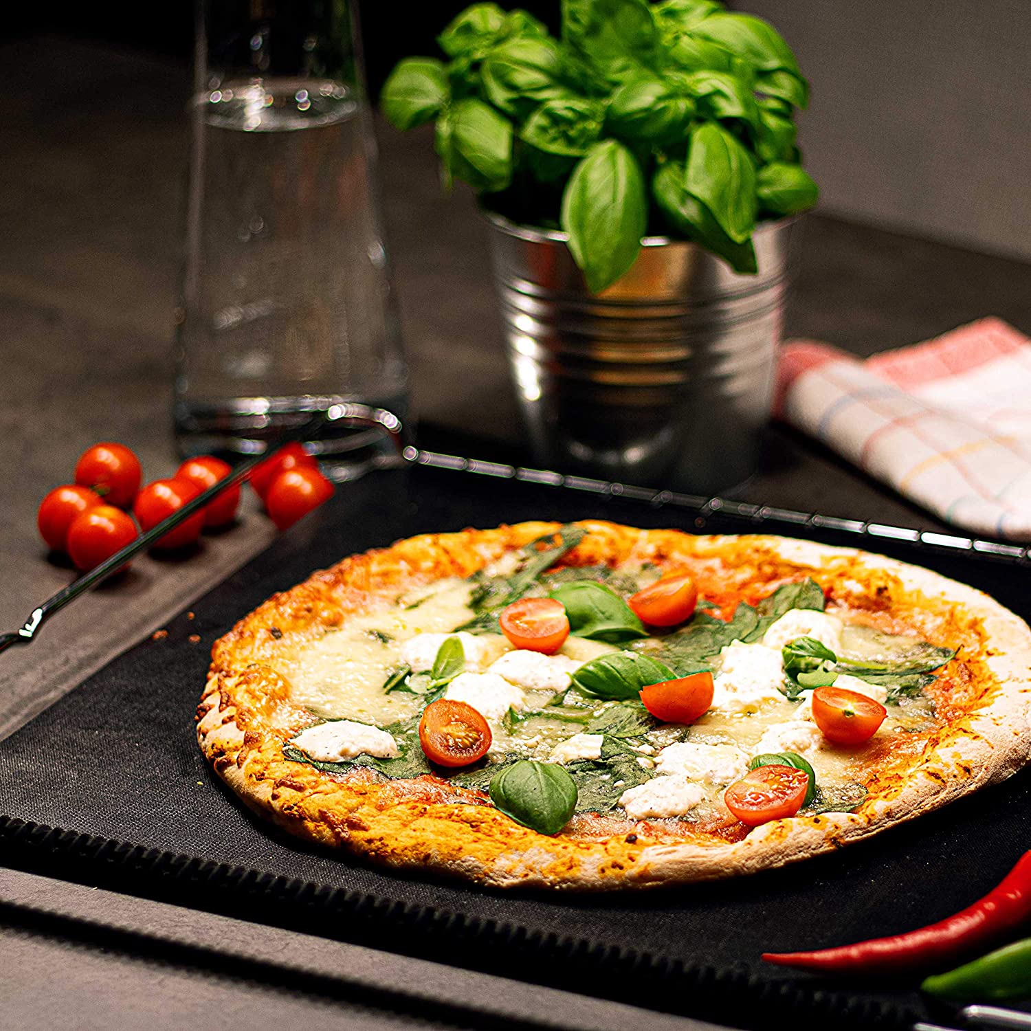 Dauerbackfolie mit Pizza