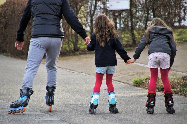 Kinder-Rollschuhe-Test