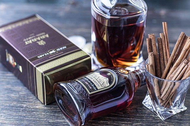 Was genau zeichnet ein guten Cognac aus? In einem Cognac Vergleich erfahren Sie die wichtigsten Kaufkriterien.